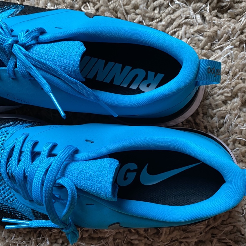 Nike Odyssey React 2 Flyknit - Picture 6 of 7